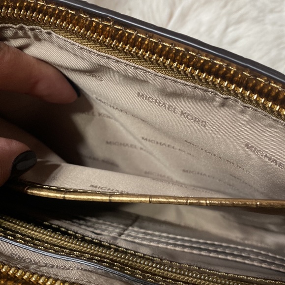 Michael Kors Embossed Leather Clutch Wallet Purse - Picture 11 of 16